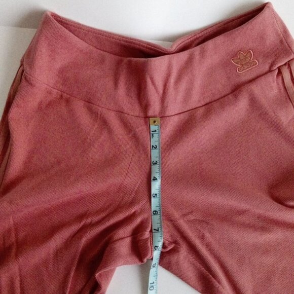 New Adidas Ash Pink Plus Size Ribbed Bicycle Short Tights Women's Size US 3X - Picture 6 of 15